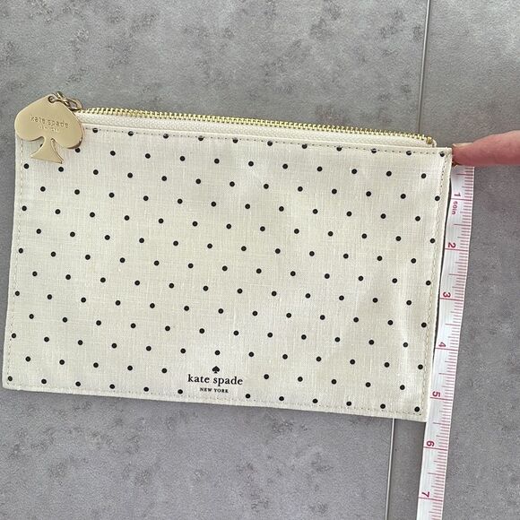 KATE SPADE cosmetics bag zipper with gold tone charm - Picture 7 of 7